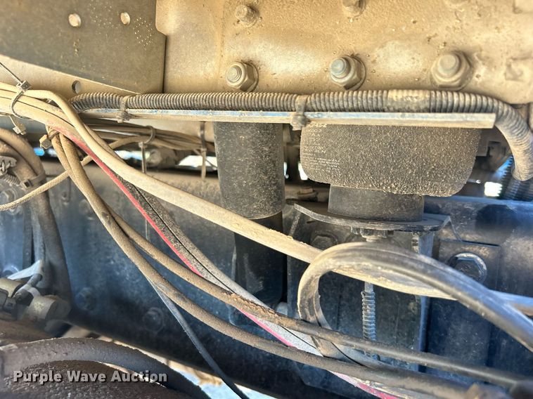 image for item DN0695 2014 Kenworth  T660 semi truck