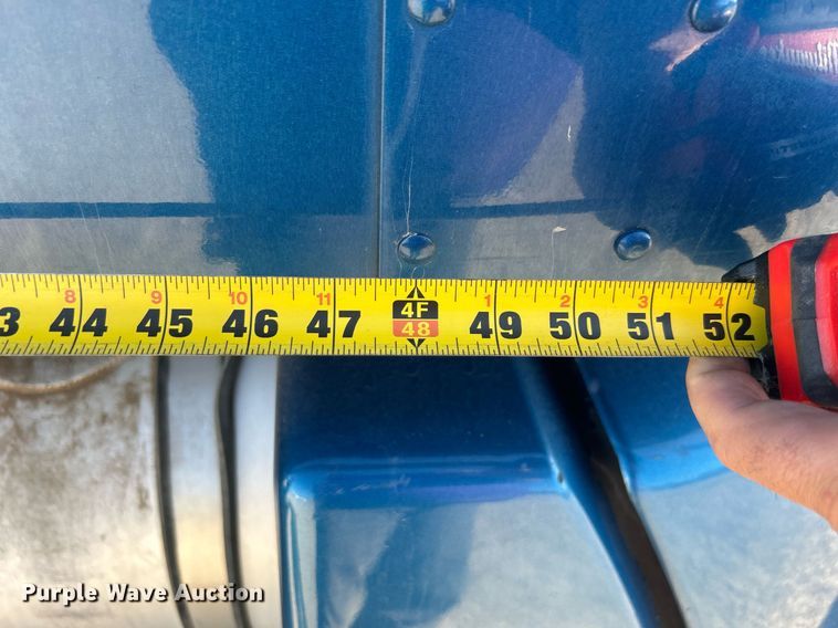 image for item DN0695 2014 Kenworth  T660 semi truck