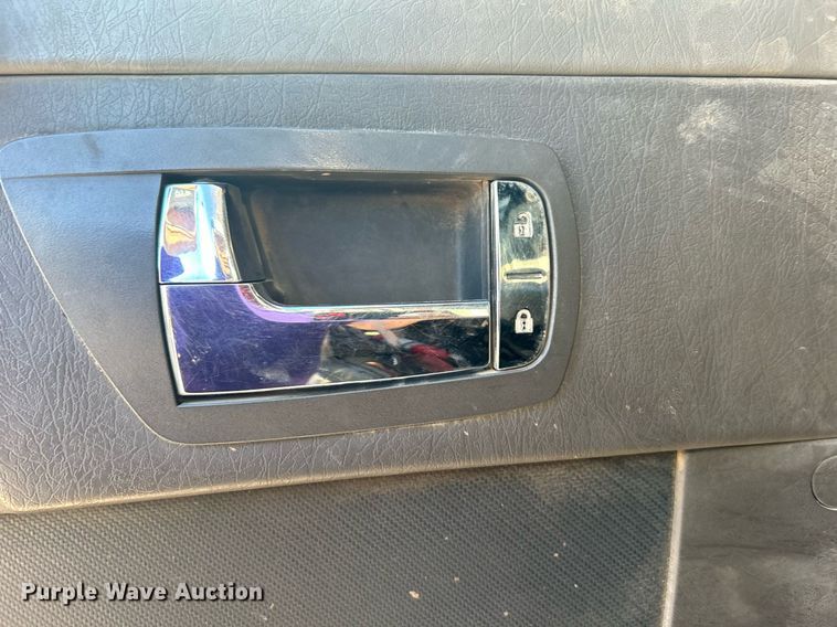 image for item DN0695 2014 Kenworth  T660 semi truck