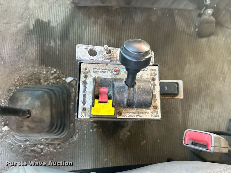 image for item DN0695 2014 Kenworth  T660 semi truck