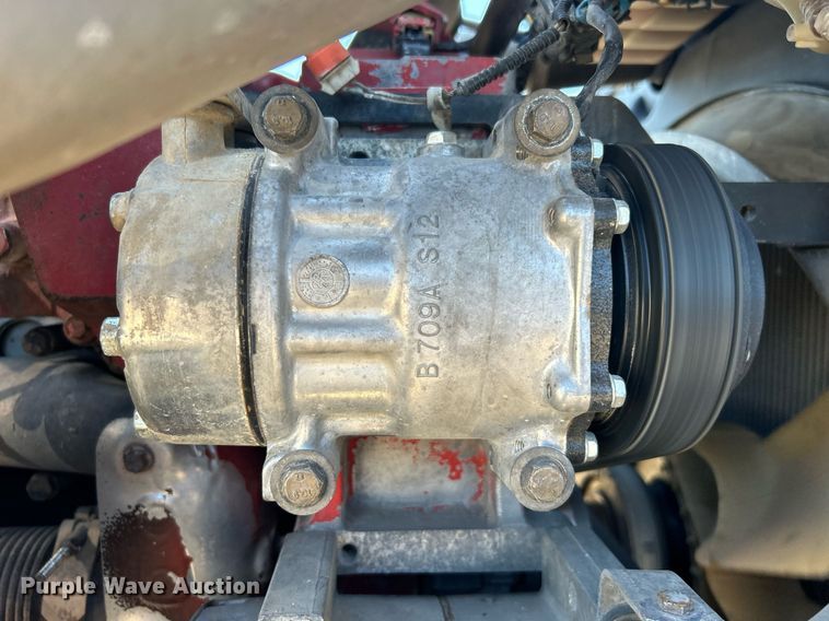 image for item DN0695 2014 Kenworth  T660 semi truck