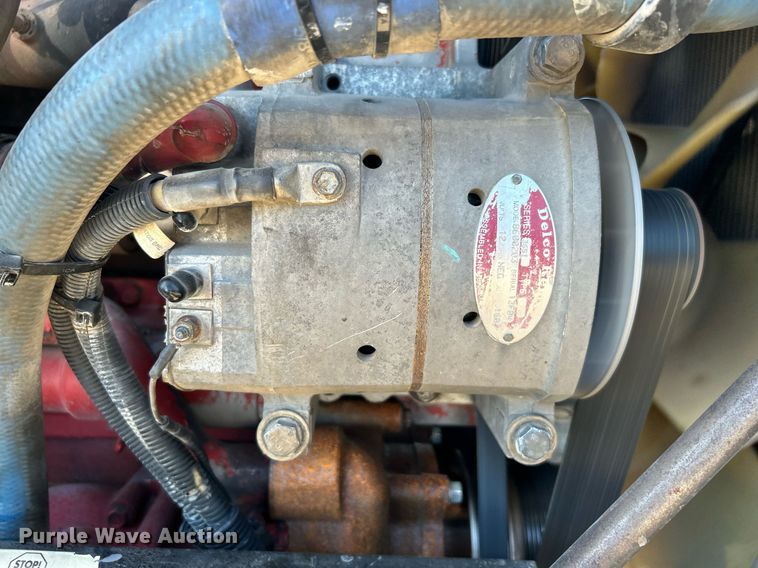 image for item DN0695 2014 Kenworth  T660 semi truck