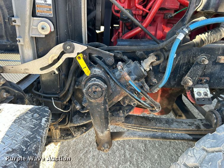 image for item DN0697 2012 Peterbilt  367 semi truck