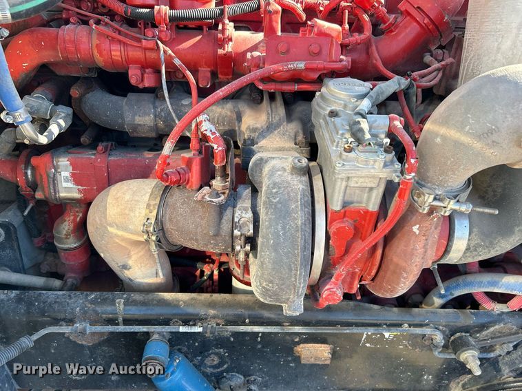 image for item DN0697 2012 Peterbilt  367 semi truck