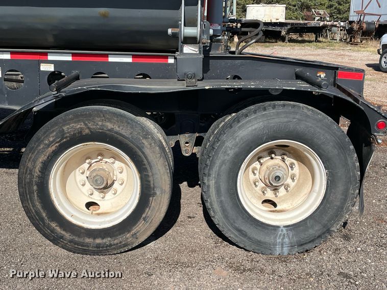 image for item DN3752 1999 Smith SC2002 side dump trailer