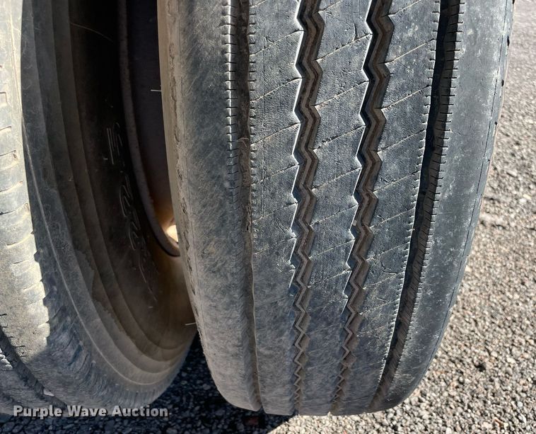 image for item DN3752 1999 Smith SC2002 side dump trailer