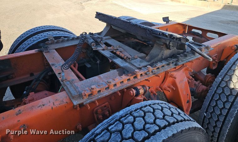 image for item DN7154 2016 Freightliner  Cascadia semi truck