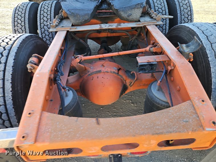 image for item DN7154 2016 Freightliner  Cascadia semi truck