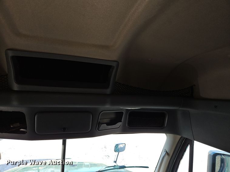 image for item DN7154 2016 Freightliner  Cascadia semi truck