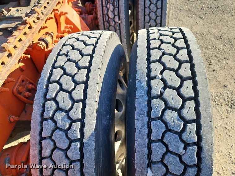 image for item DN7154 2016 Freightliner  Cascadia semi truck