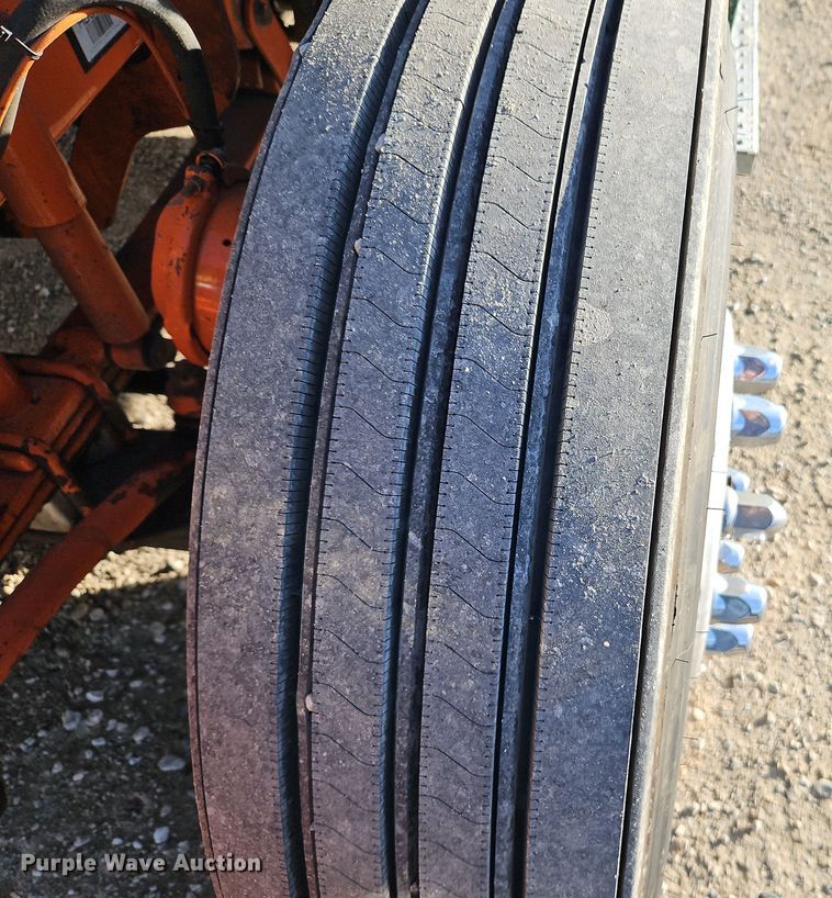 image for item DN7154 2016 Freightliner  Cascadia semi truck