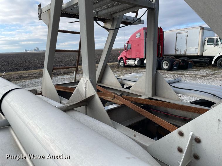 image for item DP0289 1981 J&L Tank 3478 pneumatic dry bulk trailer