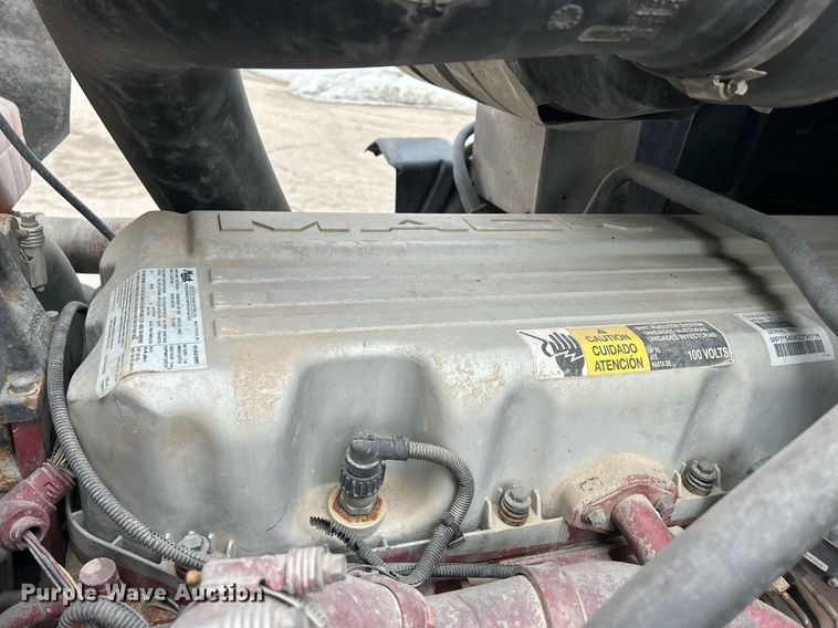 image for item DS0790 2012 Mack CXU613 semi truck