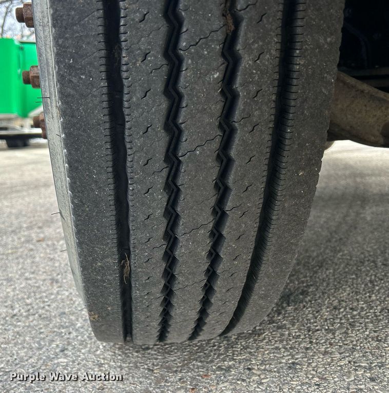 image for item DS0790 2012 Mack CXU613 semi truck