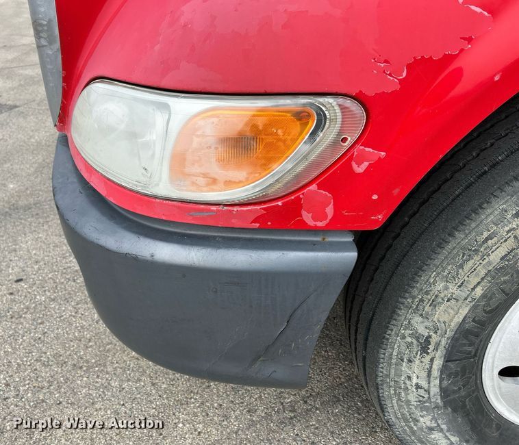 image for item DS0791 2008 Peterbilt  386 semi truck