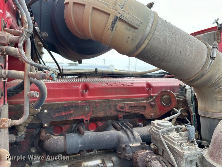 image for item DS0791 2008 Peterbilt  386 semi truck