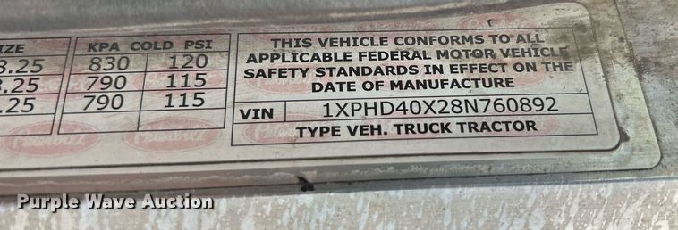 image for item DS0791 2008 Peterbilt  386 semi truck