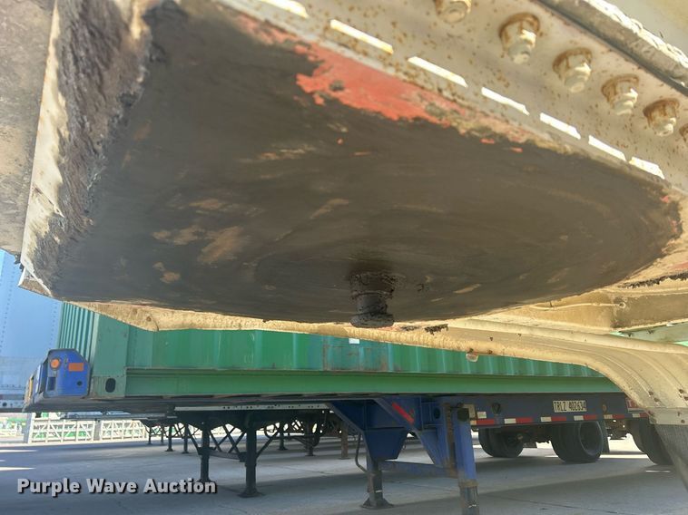 image for item DS0810 1970 Fruehauf  tank trailer