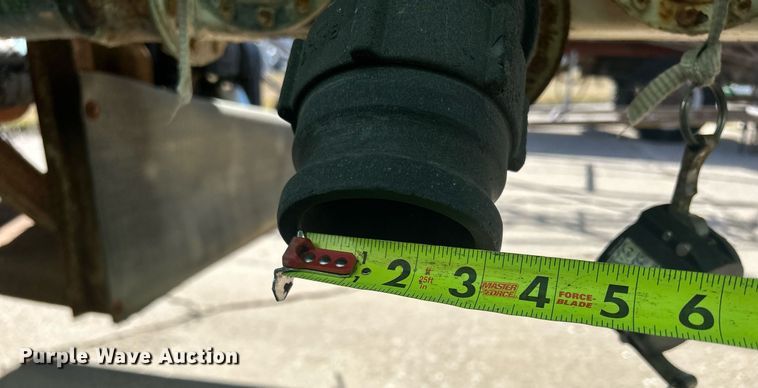 image for item DS0810 1970 Fruehauf  tank trailer