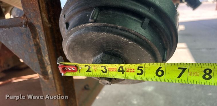 image for item DS0810 1970 Fruehauf  tank trailer