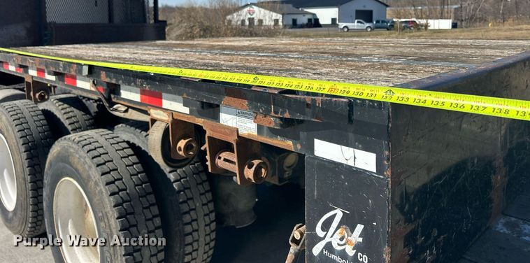image for item DS0811 2004 Jet drop deck equipment trailer