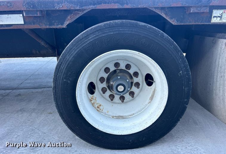 image for item DS0811 2004 Jet drop deck equipment trailer