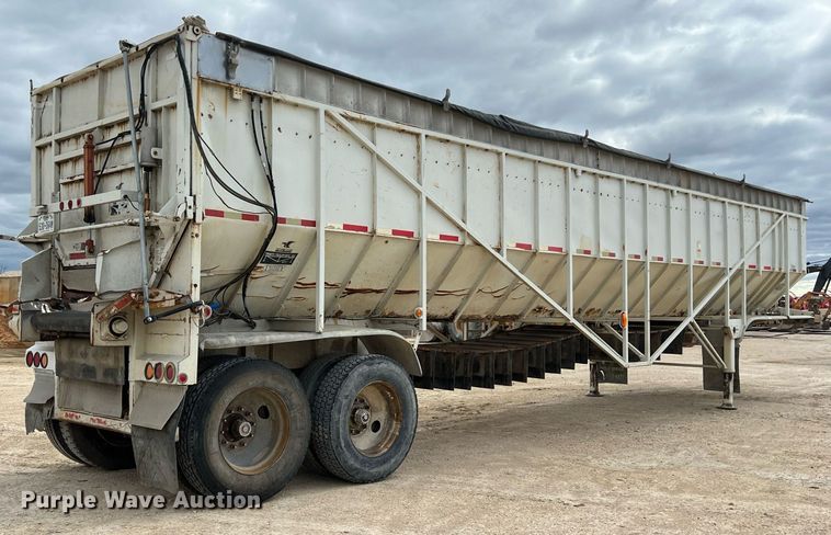 image for item DS2879 2008 Trinity Eagle Bridge live bottom trailer
