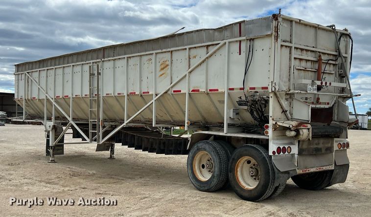 image for item DS2879 2008 Trinity Eagle Bridge live bottom trailer