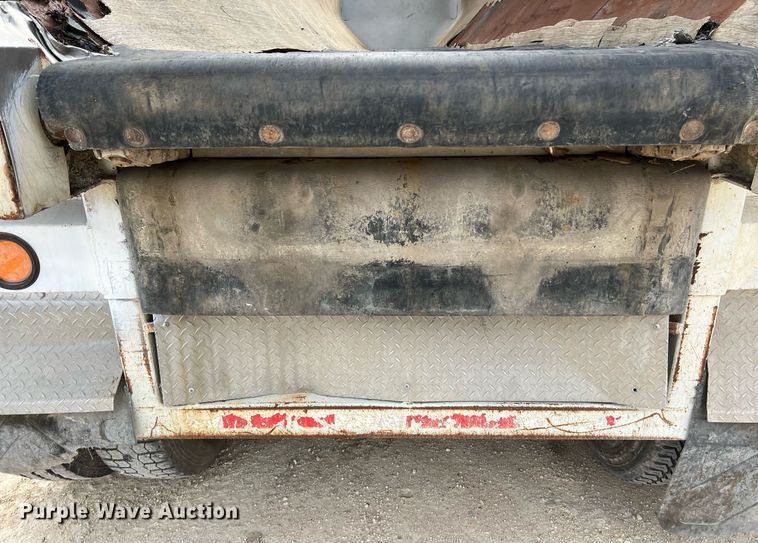 image for item DS2879 2008 Trinity Eagle Bridge live bottom trailer