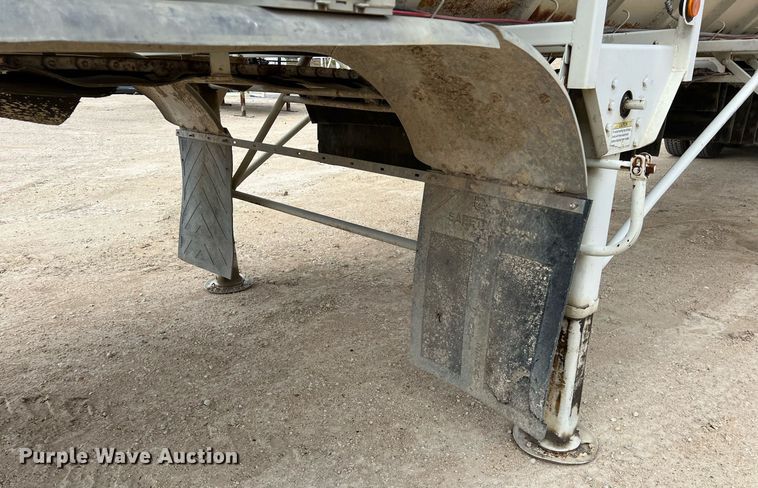 image for item DS2879 2008 Trinity Eagle Bridge live bottom trailer