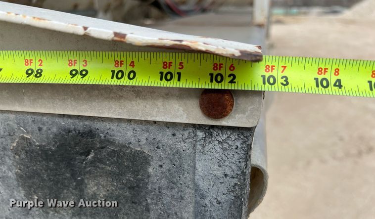 image for item DS2879 2008 Trinity Eagle Bridge live bottom trailer