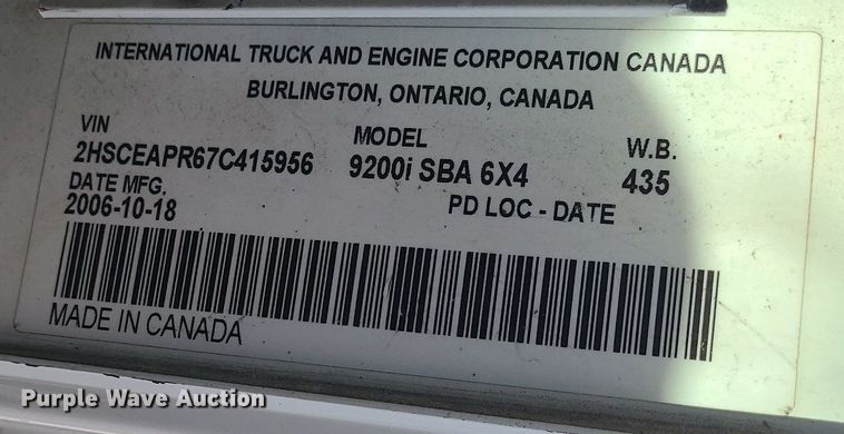 image for item DS7253 2007 International 9200i semi truck