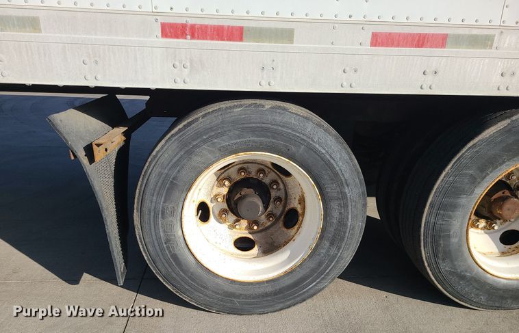 image for item DS7254 1999 Utility VS2DC dry van trailer