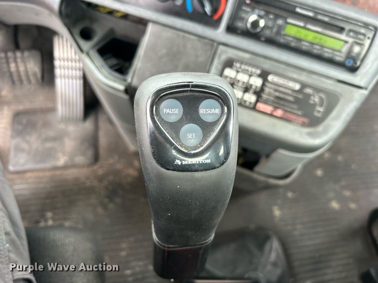 image for item EG1174 2002 Freightliner  Century Class semi truck