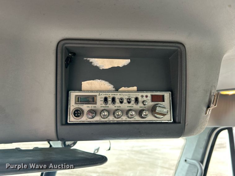 image for item EG1174 2002 Freightliner  Century Class semi truck