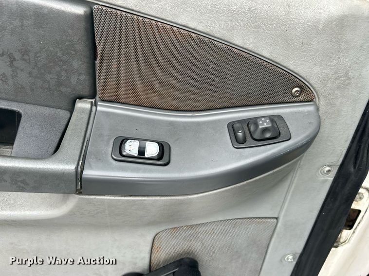 image for item EG1174 2002 Freightliner  Century Class semi truck