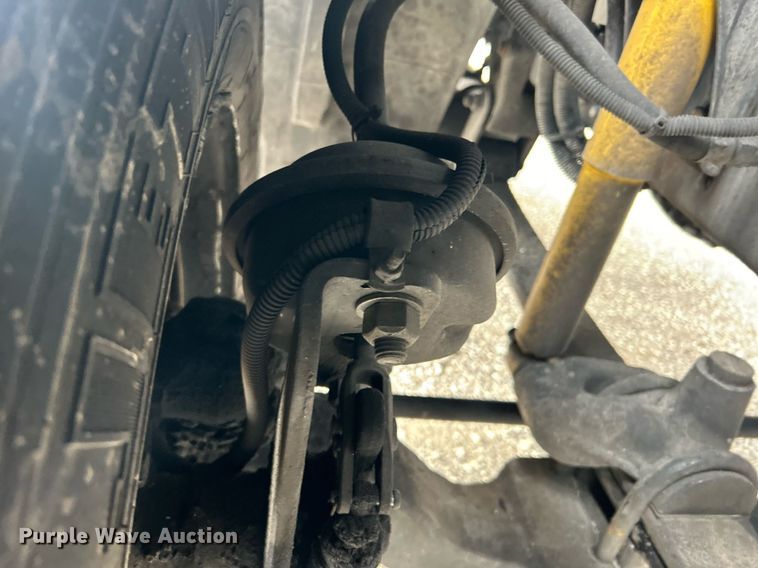 image for item EG1174 2002 Freightliner  Century Class semi truck