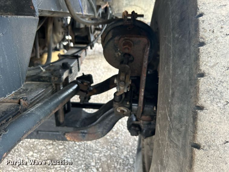 image for item EG1191 1991 Ottawa 30 yard truck