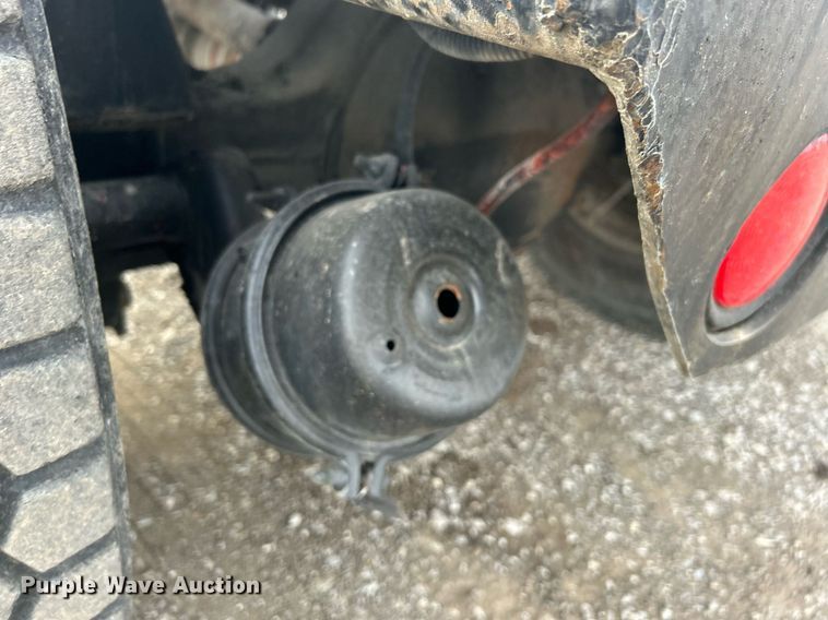 image for item EG1191 1991 Ottawa 30 yard truck