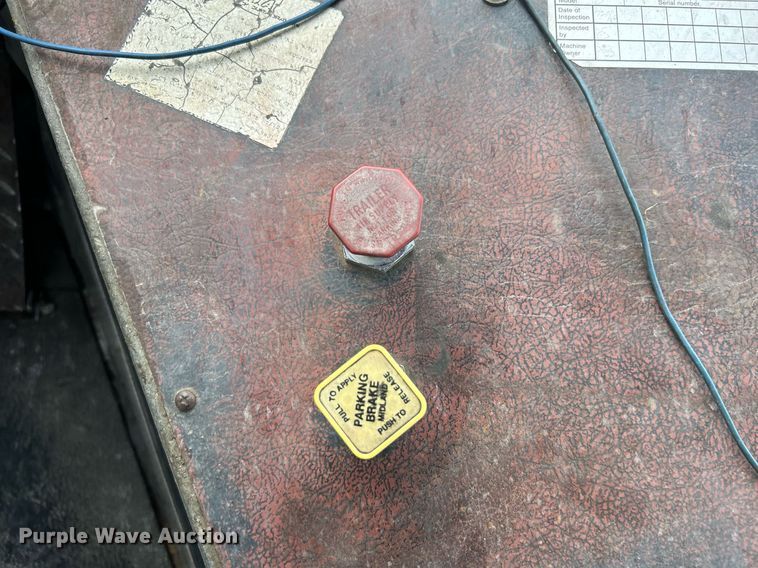 image for item EG1191 1991 Ottawa 30 yard truck