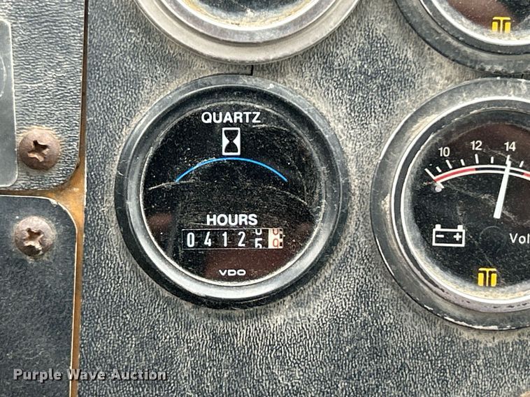 image for item EG1191 1991 Ottawa 30 yard truck