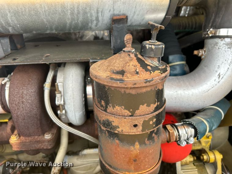 image for item EG1191 1991 Ottawa 30 yard truck