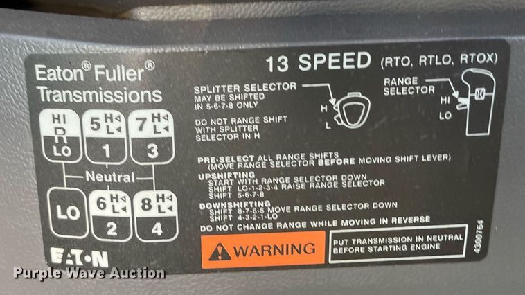 image for item EI0587 2012 Mack  CHU613 semi truck