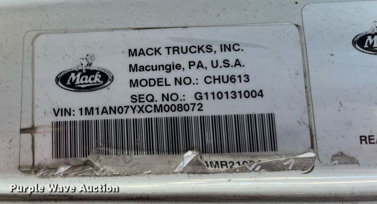 image for item EI0587 2012 Mack  CHU613 semi truck