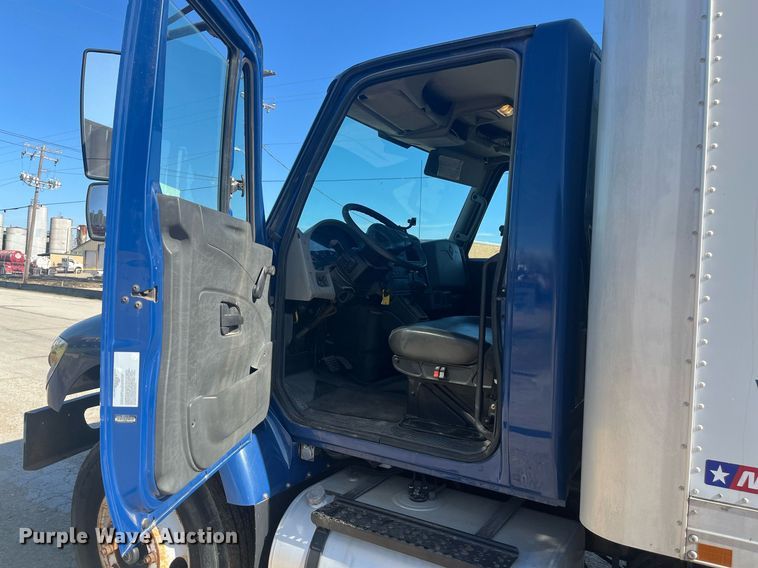 image for item EI0627 2013 International  WorkStar 7300 box truck