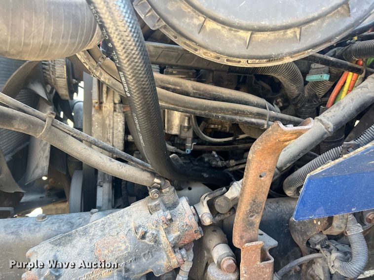 image for item EI0627 2013 International  WorkStar 7300 box truck