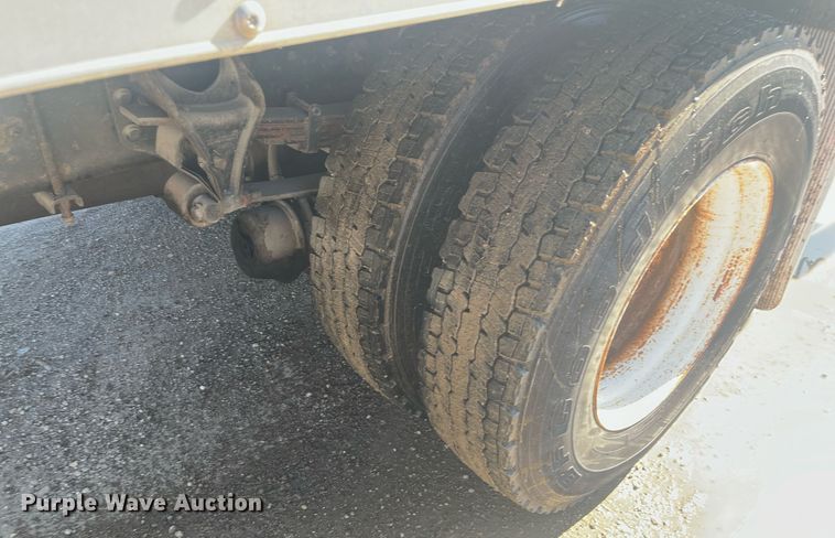 image for item EI0627 2013 International  WorkStar 7300 box truck