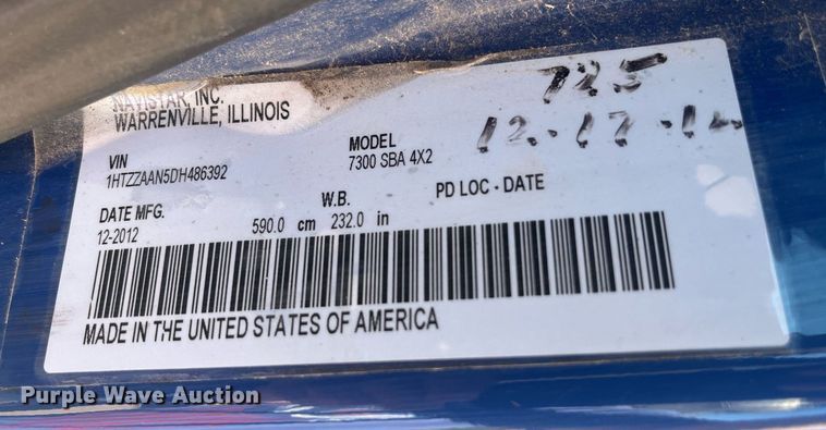 image for item EI0627 2013 International  WorkStar 7300 box truck