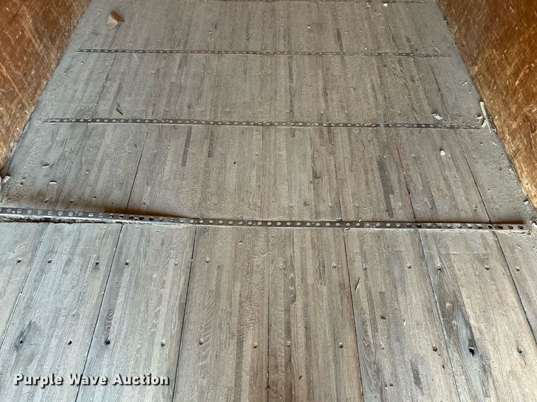 image for item EK4006 2000 International 4700 box truck