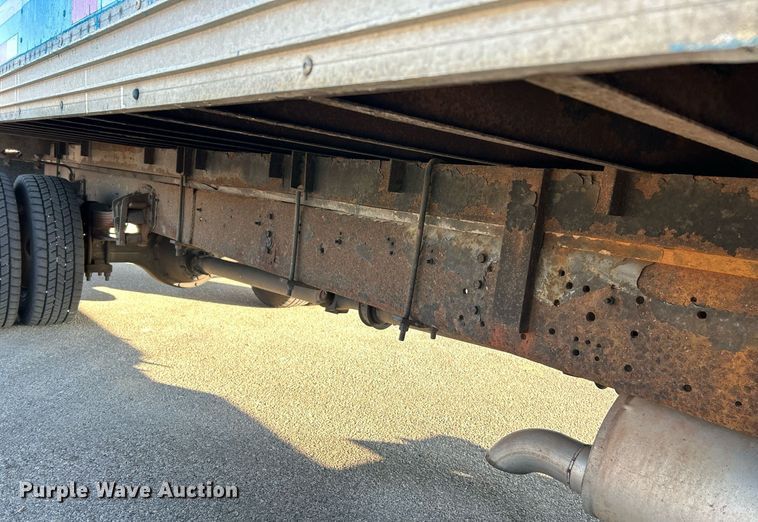 image for item EK4006 2000 International 4700 box truck